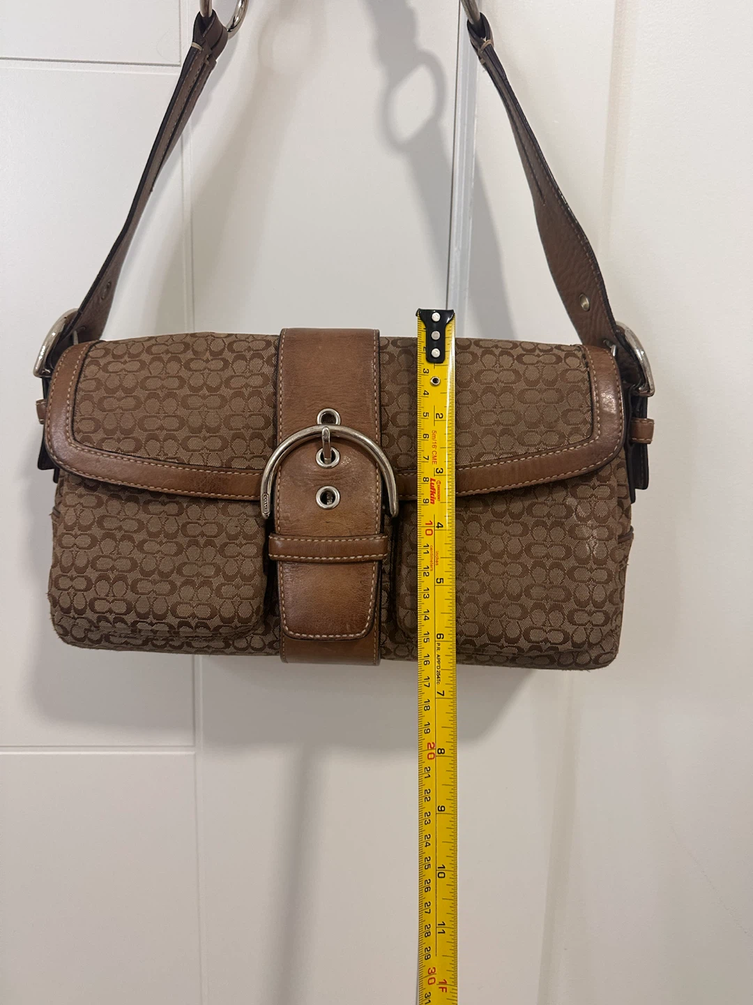 Coach Signature Shoulder Bag - photo 4