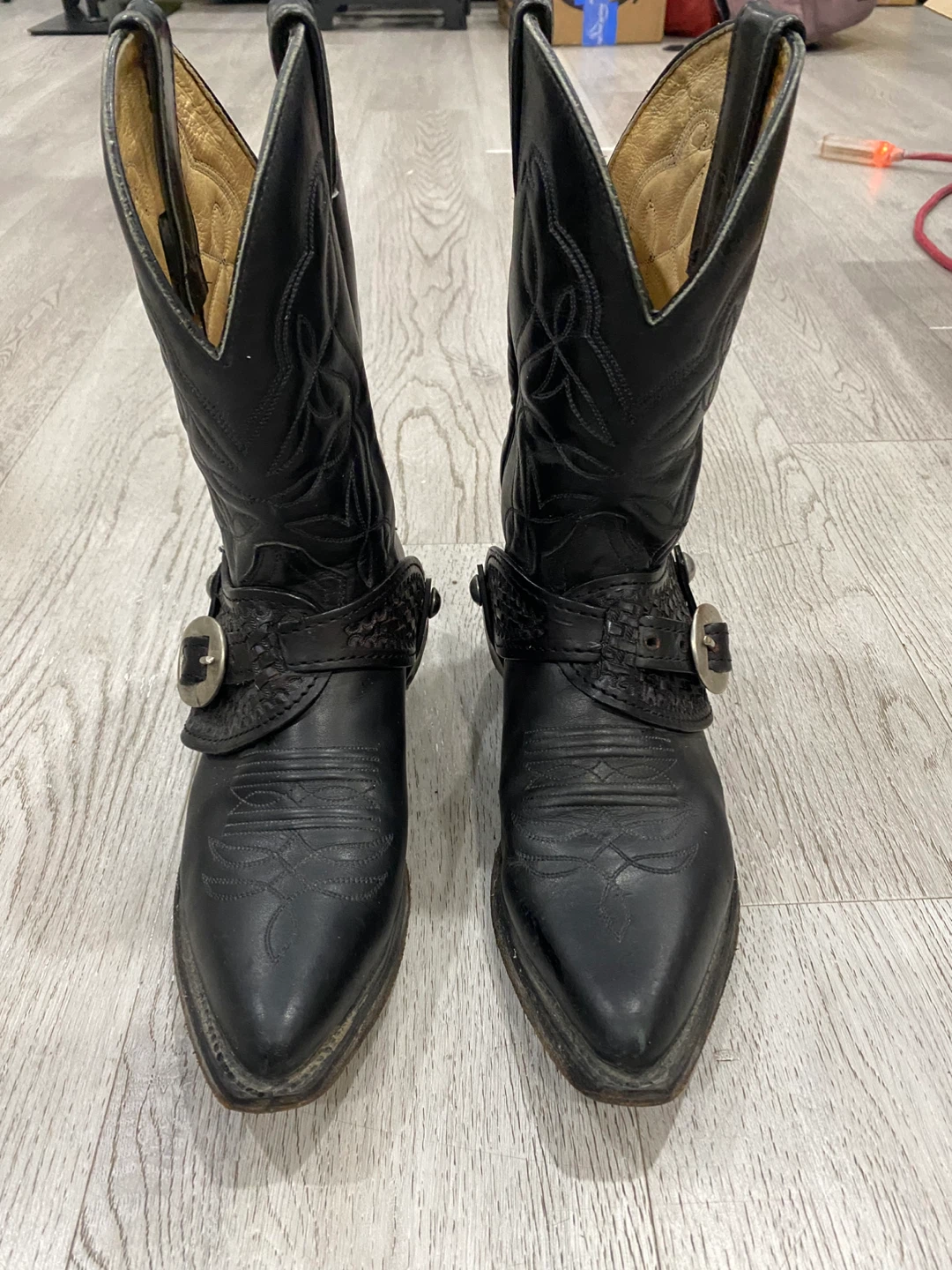 Genuine Men’s Black Leather Cowboy Boots with Spurs Sz 7.5