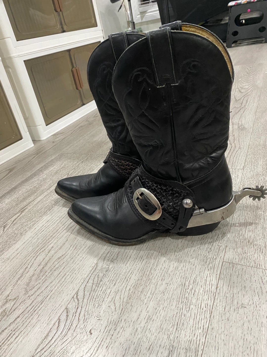 Genuine Men’s Black Leather Cowboy Boots with Spurs Sz 7.5 - photo 4