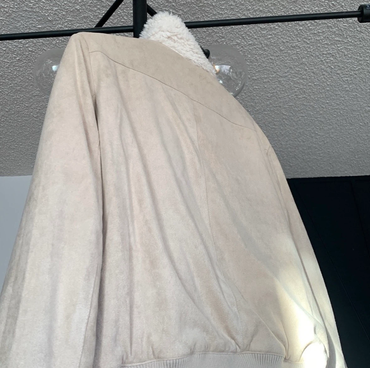 Reversible Faux Suede and Sherpa Bomber Jacket - photo 5