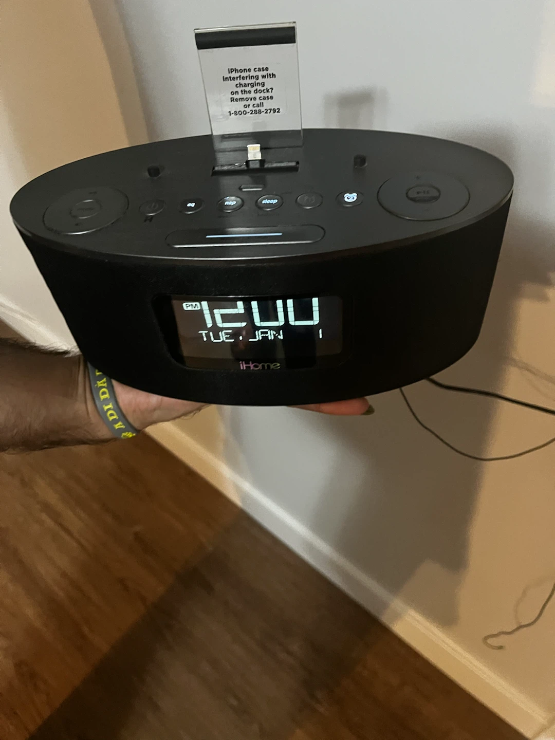 iHome Alarm Clock Speaker with Lightning Dock - photo 3