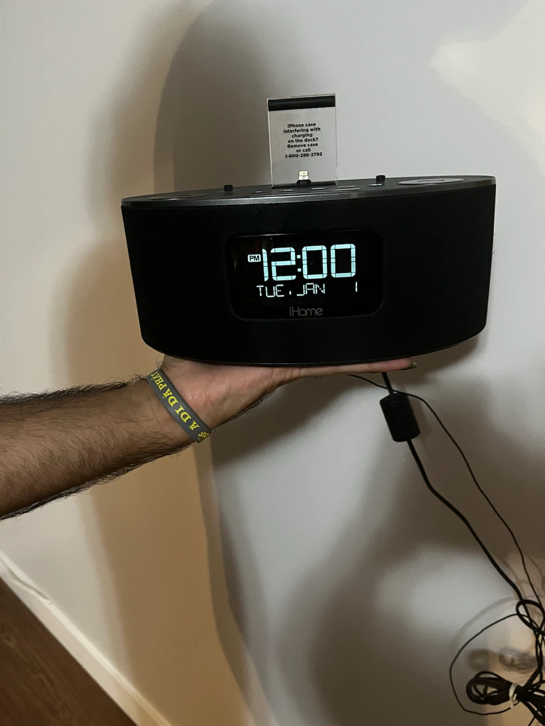 iHome Alarm Clock Speaker with Lightning Dock - photo 4