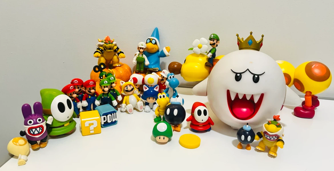 Super Mario Bros. Figure Collection