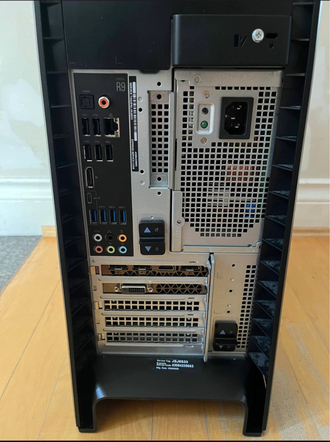 Alienware Aurora R9 Gaming Desktop - photo 2