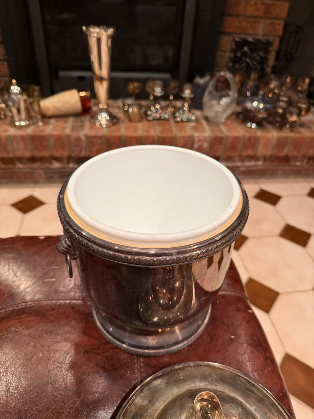 Vintage W.M. Rogers Silver Plated Ice Bucket - photo 2