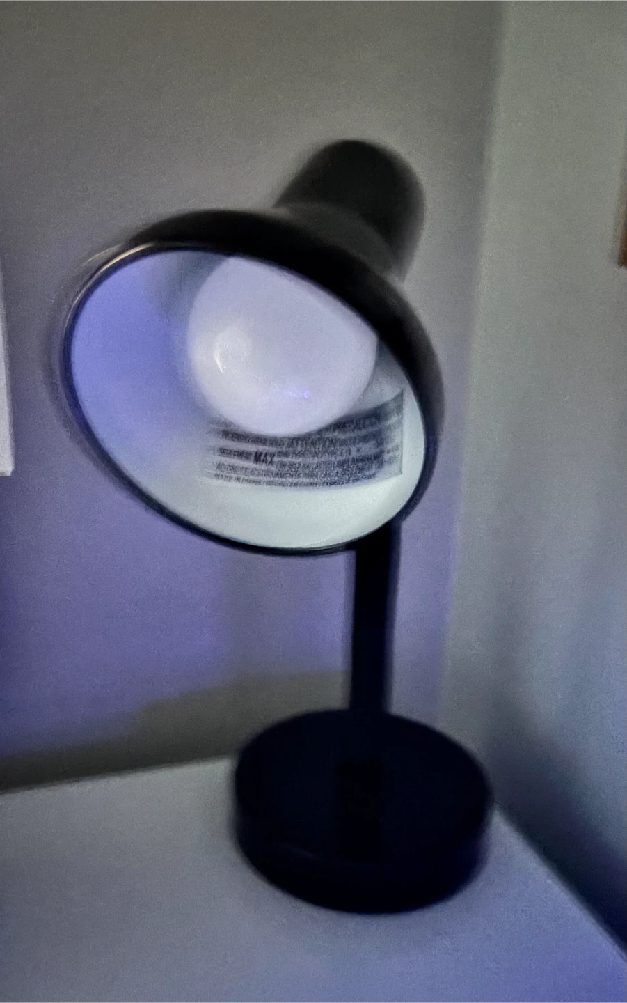 Black flexible neck desk lamp - photo 2