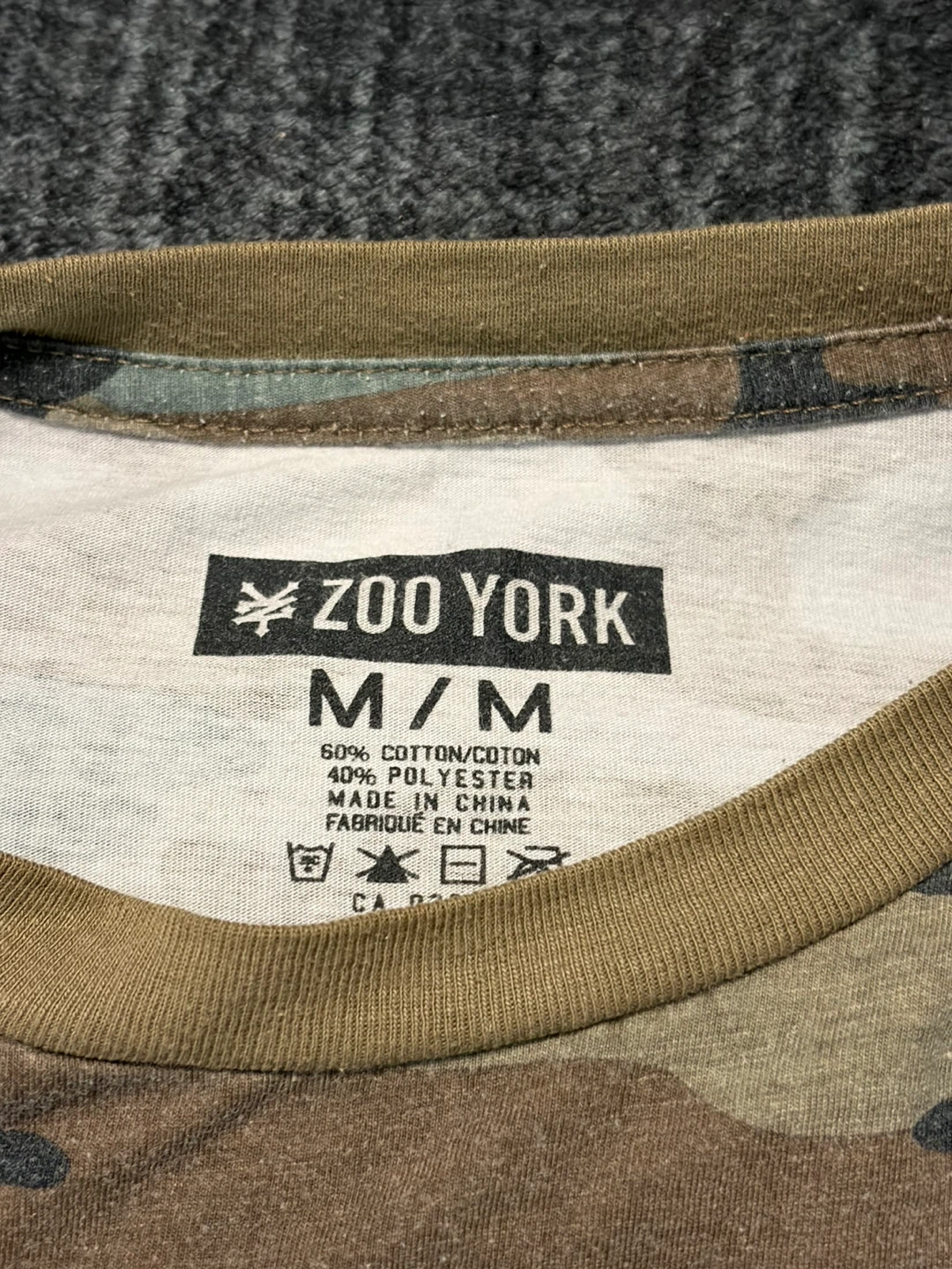 Zoo York Camo T-Shirt medium - photo 2