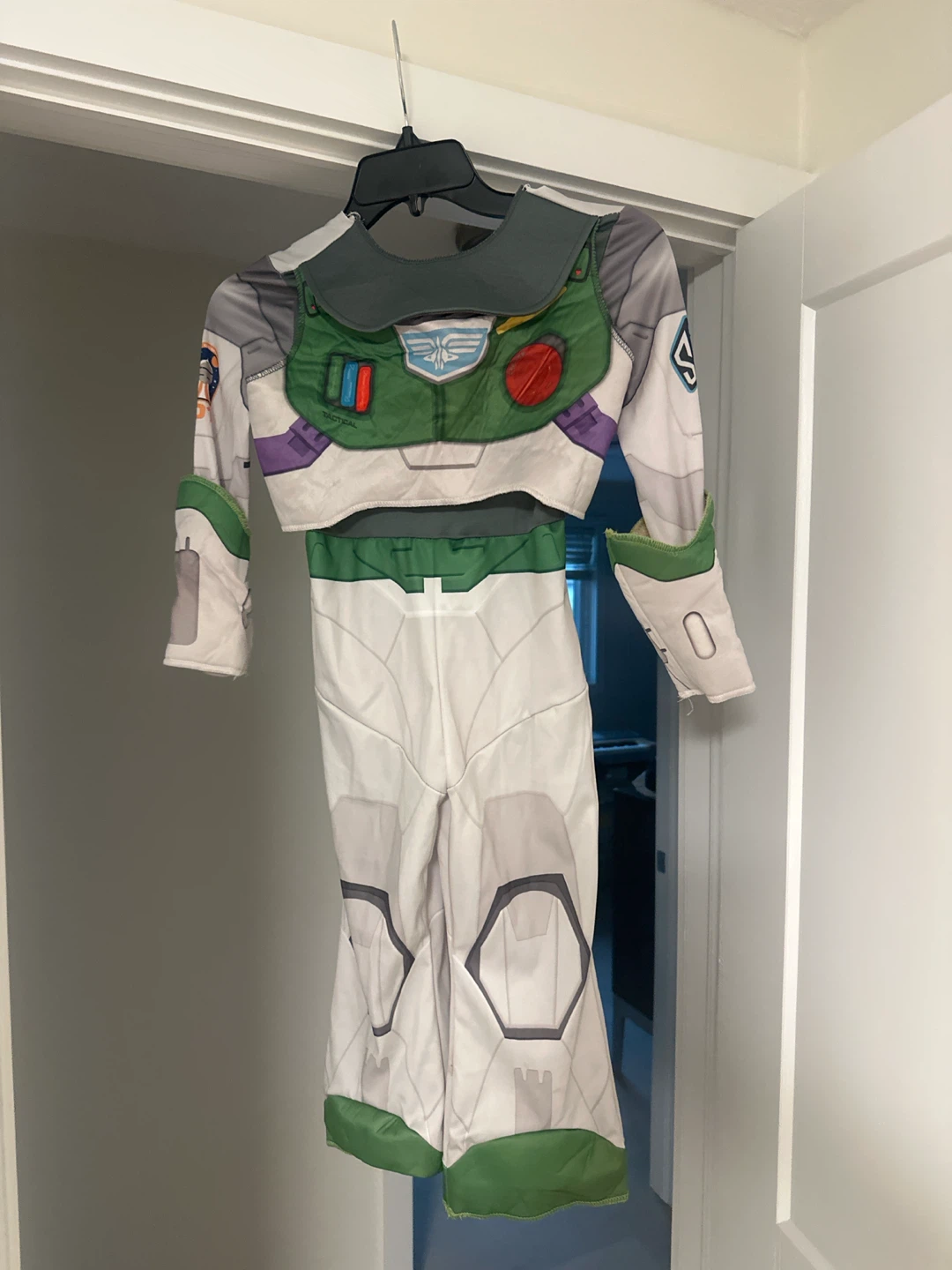 Disney Pixar Lightyear Buzz Lightyear Costume