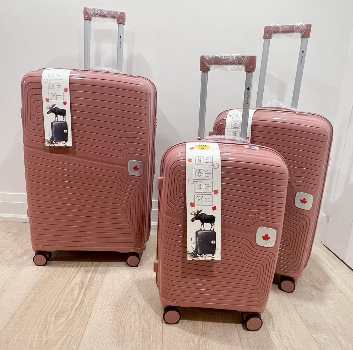 Brand New 3 in 1 Travel Suitcase Luggage Set (20"/24"/28")