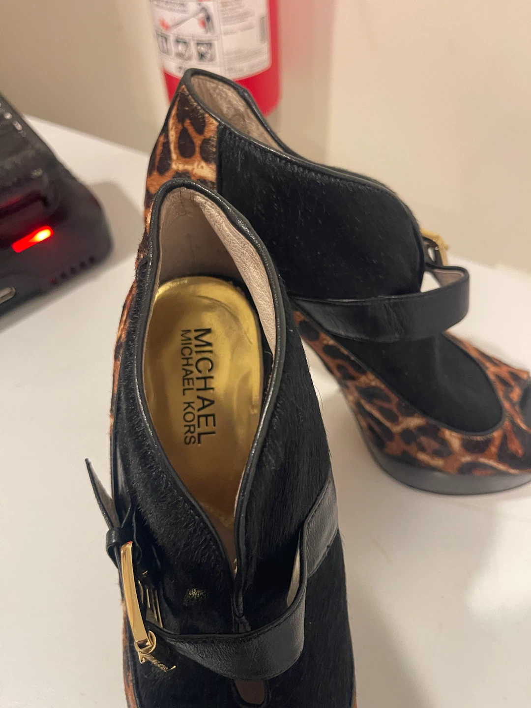 Michael Kors Leopard Print Heels - photo 3