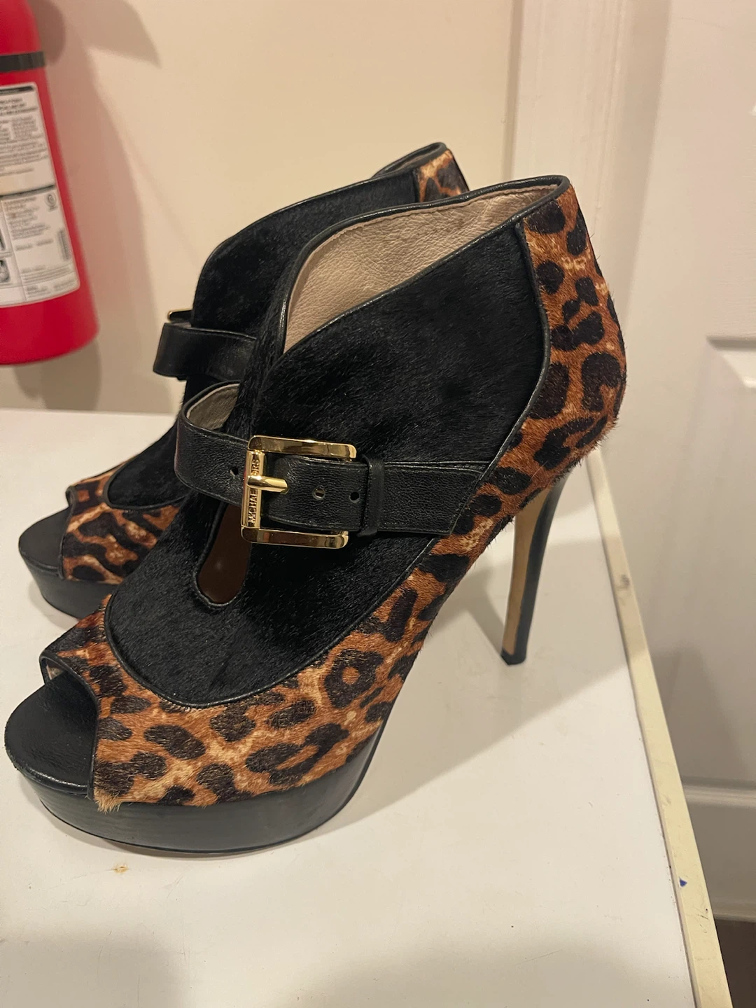 Michael Kors Leopard Print Heels - photo 4