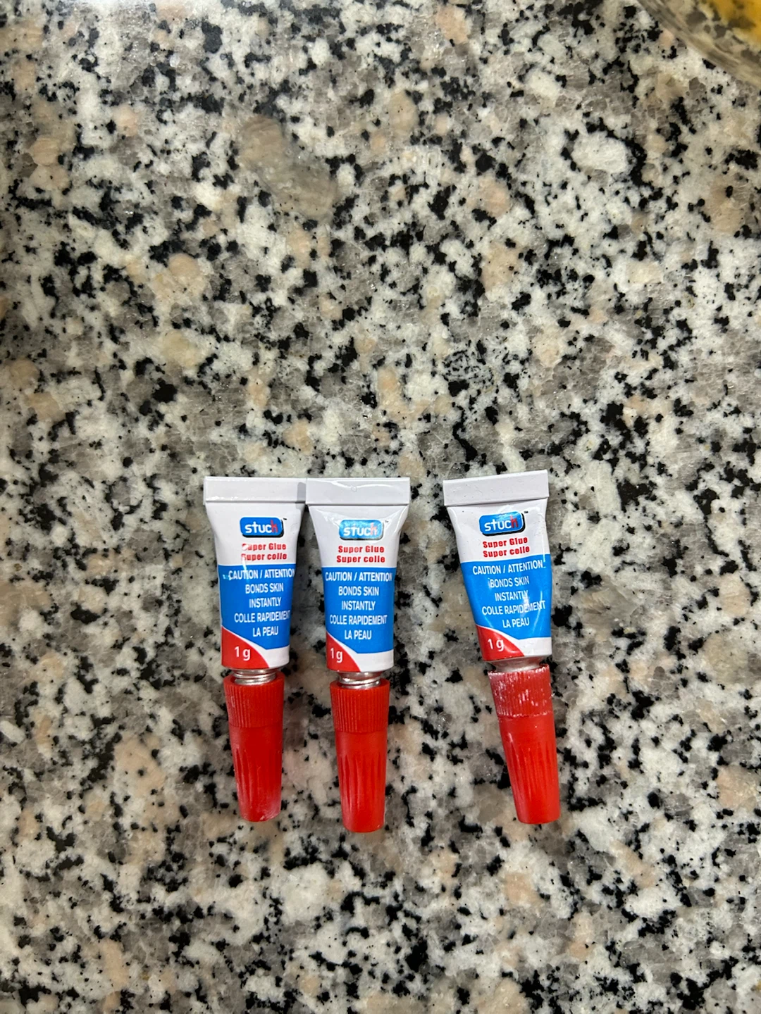 Stuck Super Glue 1g tubes, set of 3