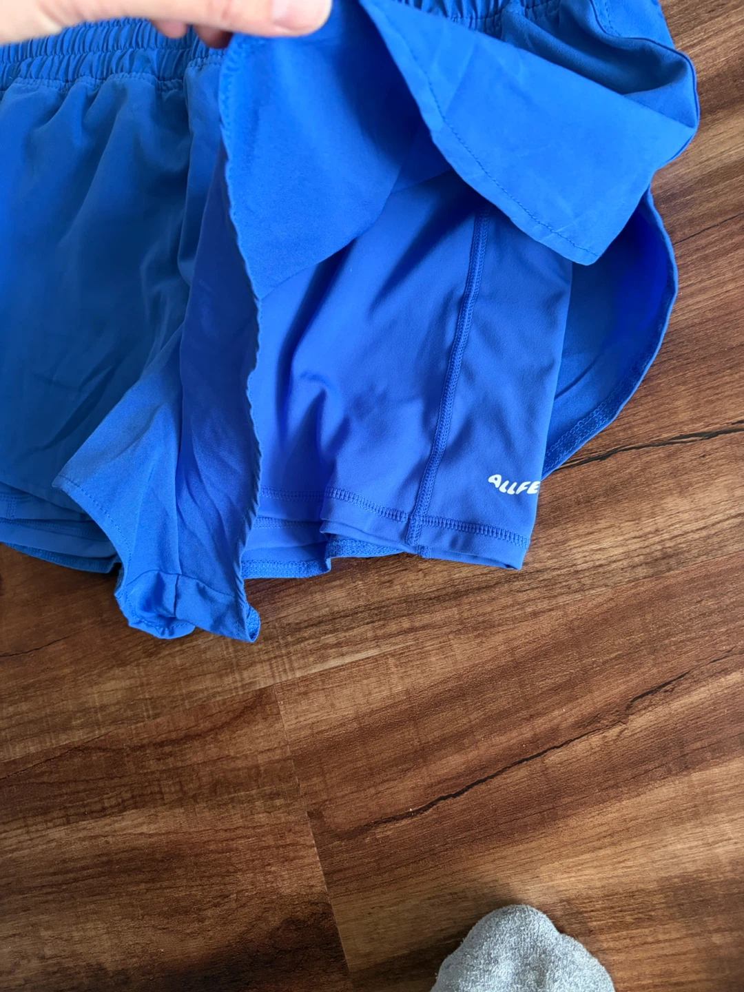 Women’s athletic shorts - photo 3