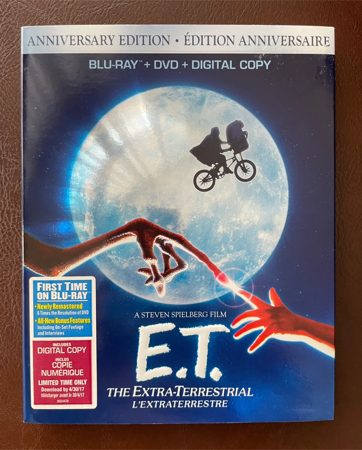 E.T. The Extra- Terrestrial Blu Ray With Slipcover OOP - photo 2