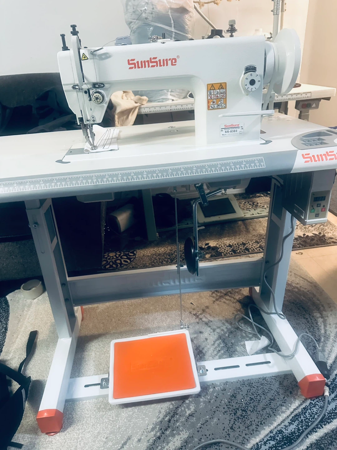 SunSure SS-0303 Industrial Sewing Machine - photo 2