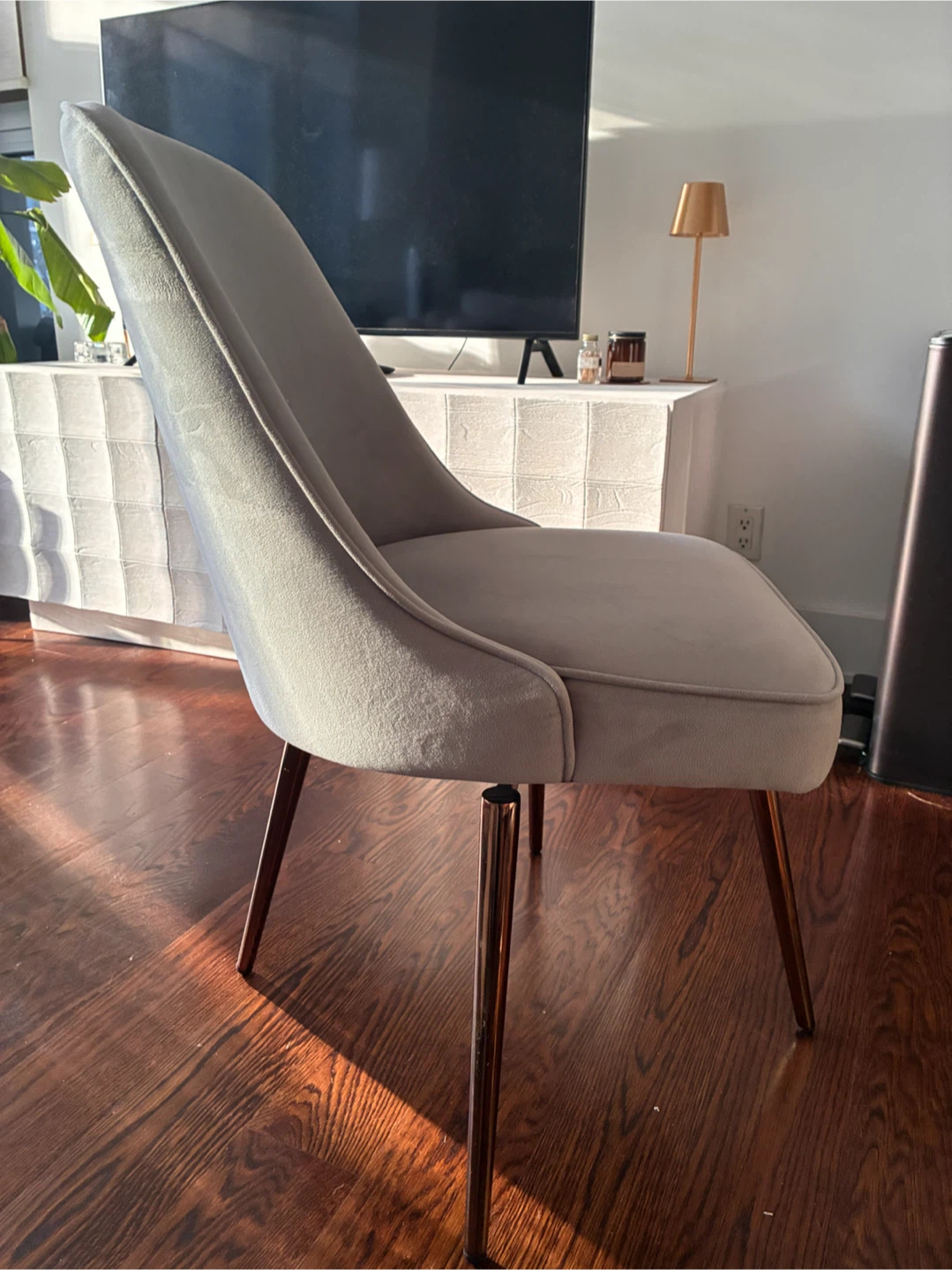 West Elm Light Gray Velvet Swivel Chair - photo 4