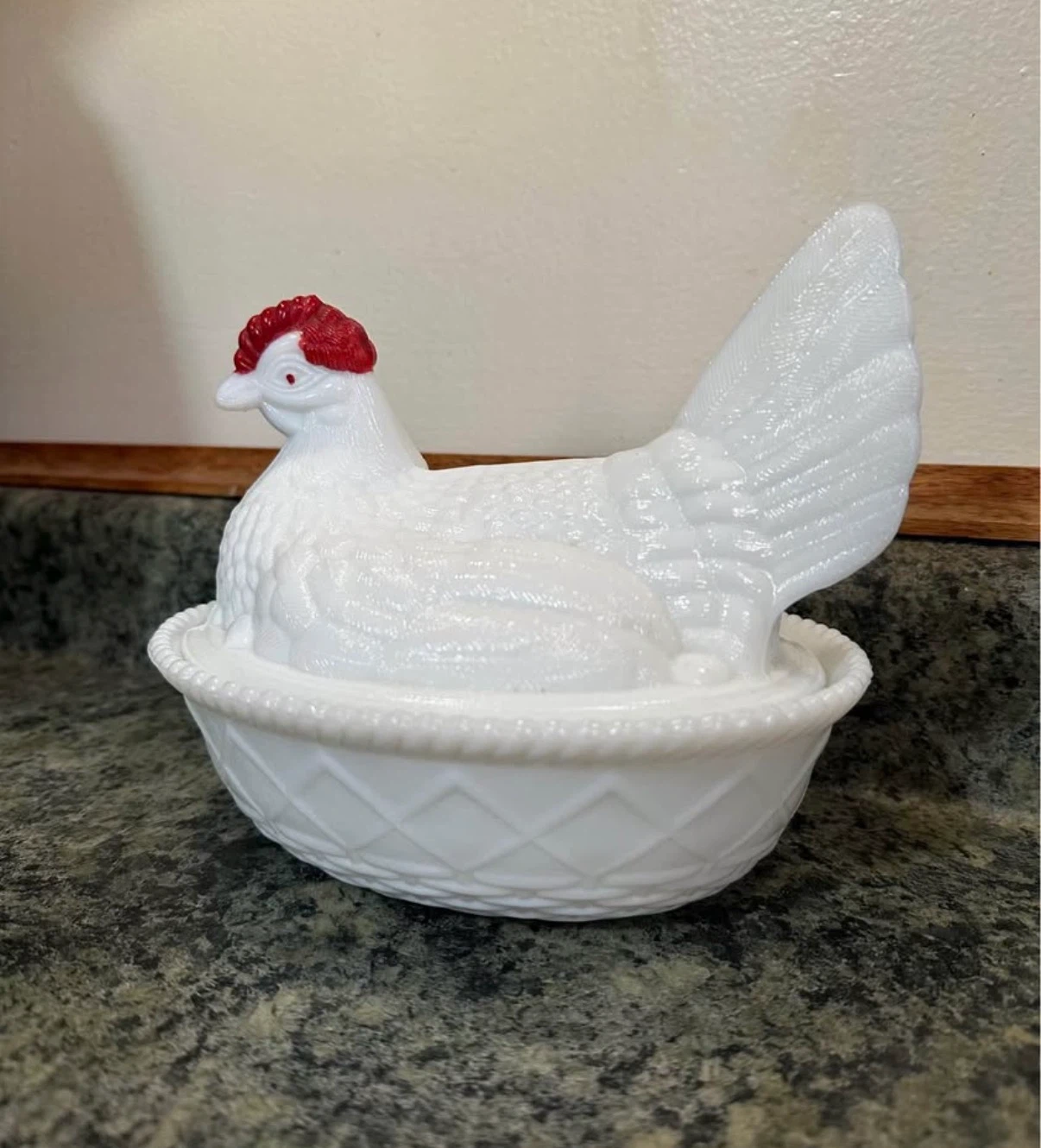 Westmoreland Milk Glass Hen on Nest - photo 2