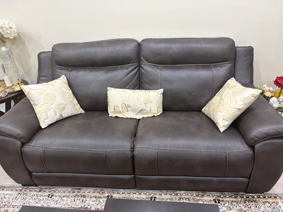 3piece sofa 2 threeseater amd 1 two seater - photo 3