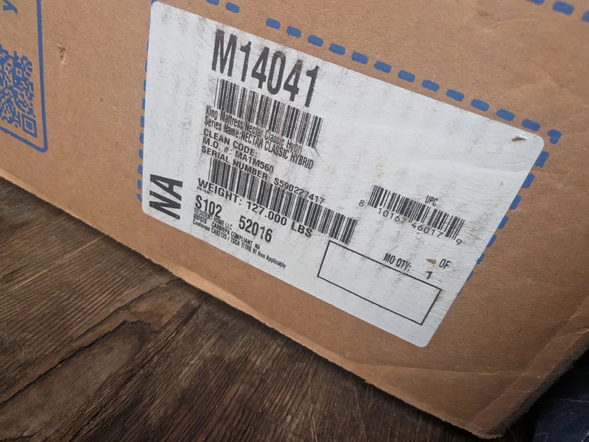 Nectar Classic Hybrid King Mattress/ Brand new
