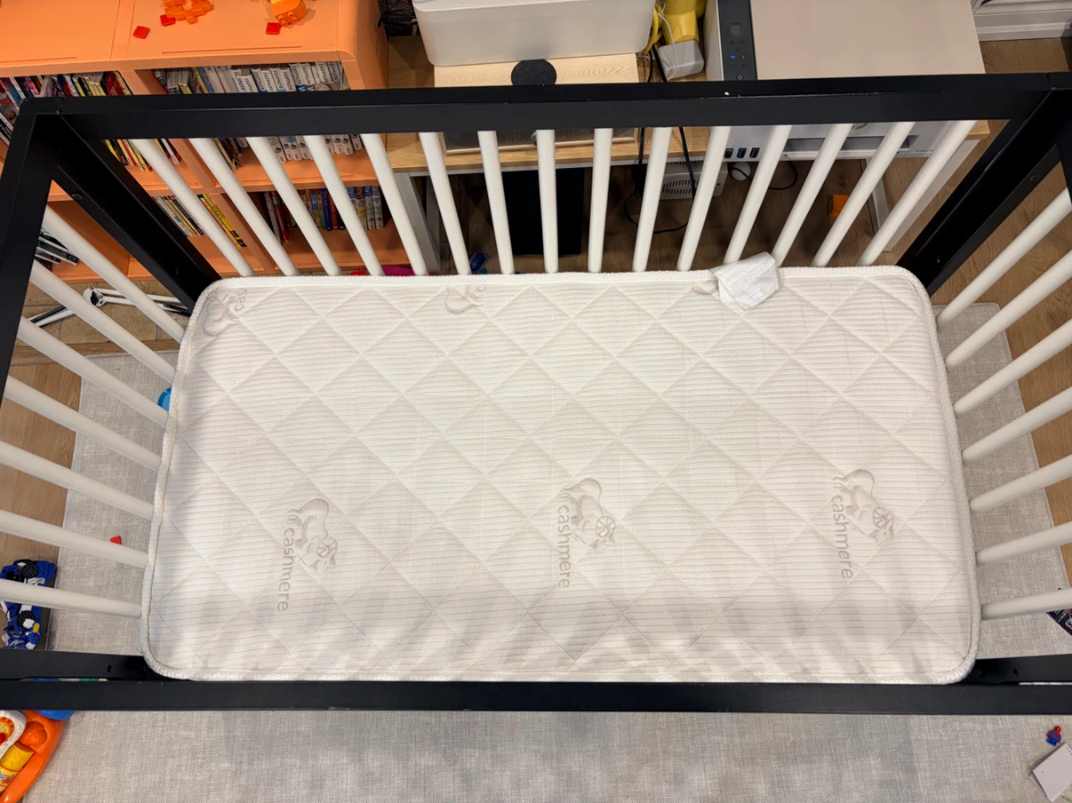 Oxford Baby Visby 3-in-1 Crib + Mattress | 3 Height Levels - photo 3