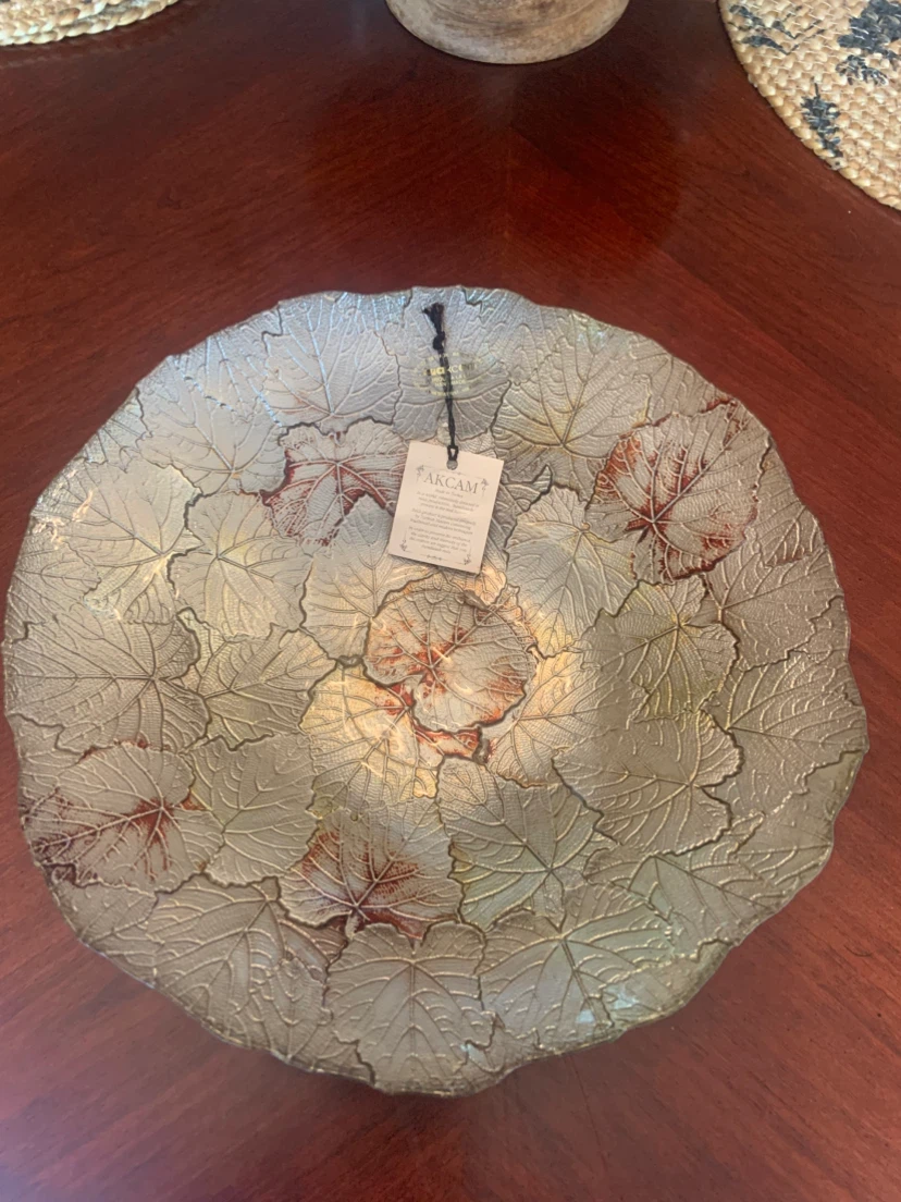 Akcam Turkish Decorative Leaf Glass Bowl