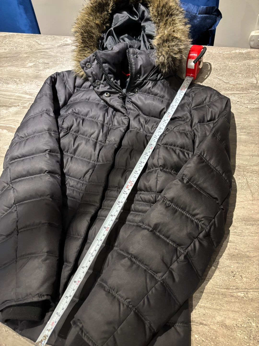 Tommy Hilfiger women’s warm winter jacket extra small - photo 2