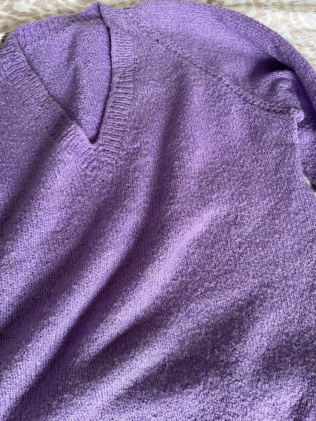 Lavender V-Neck Knit Sweater - photo 2