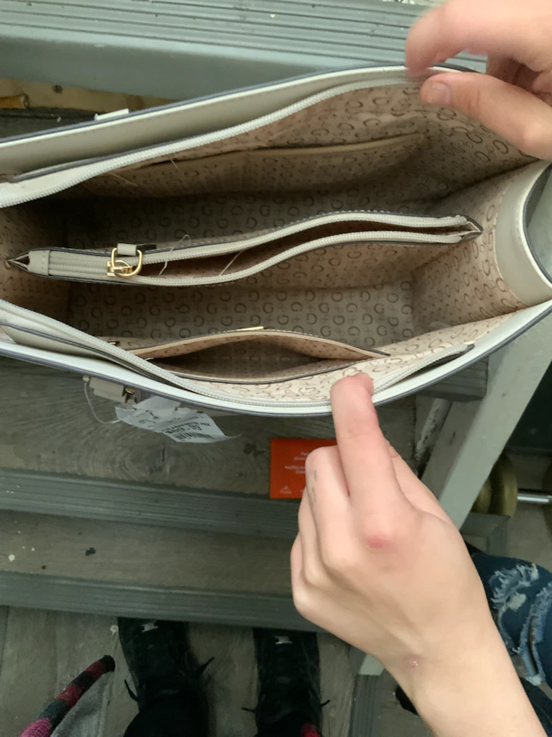 Guess Tote Bag - photo 3