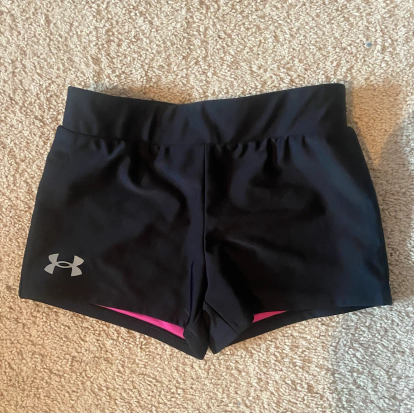 Girls Under Armour Sports Bra and Shorts Set Age 14 - photo 2