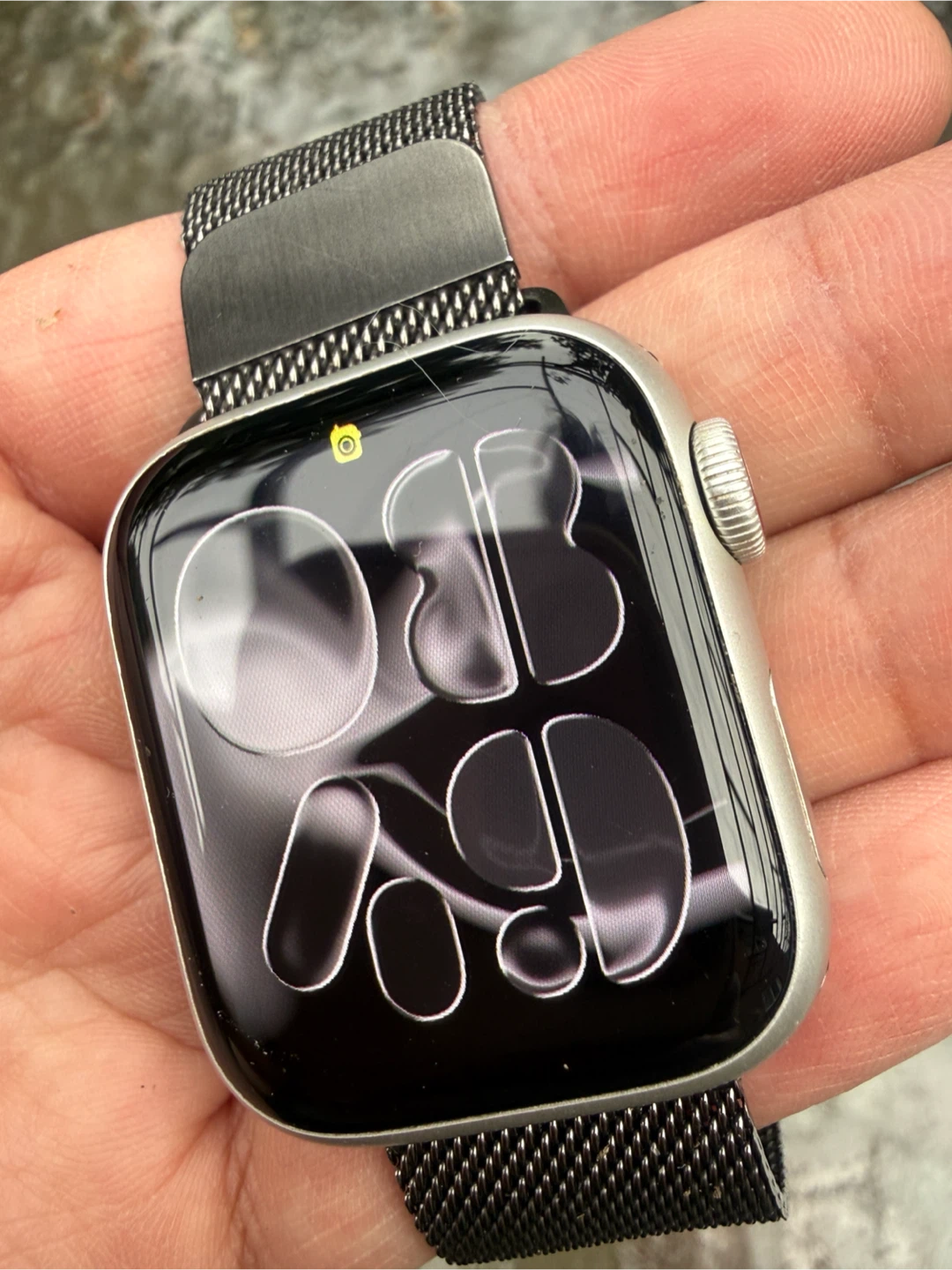 Apple Watch Series 9 41mm (Celluar + GPS) Milanese Loop - photo 3