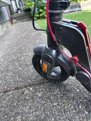 Gotrax Electric Scooter - photo 2