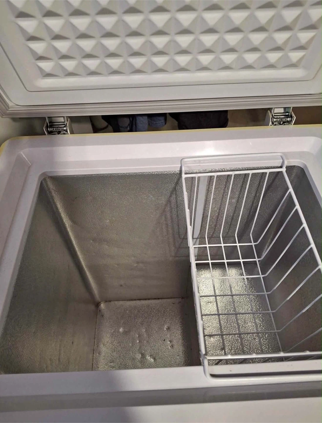 Chest Freezer - Danby Designer 3.5 cu. ft. - photo 2