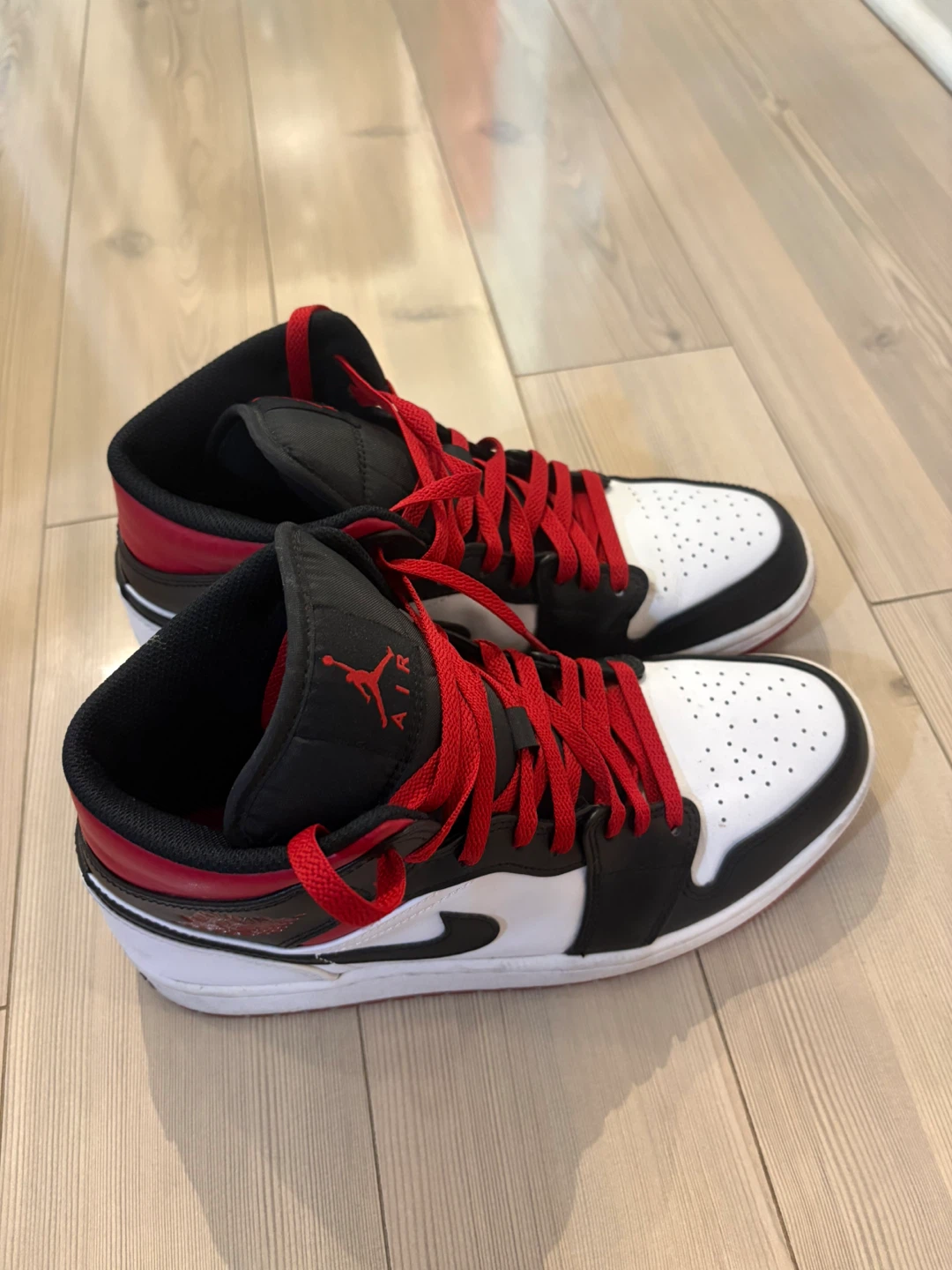 Men's Nike Air Jordan 1 Mid Black White Red - photo 2