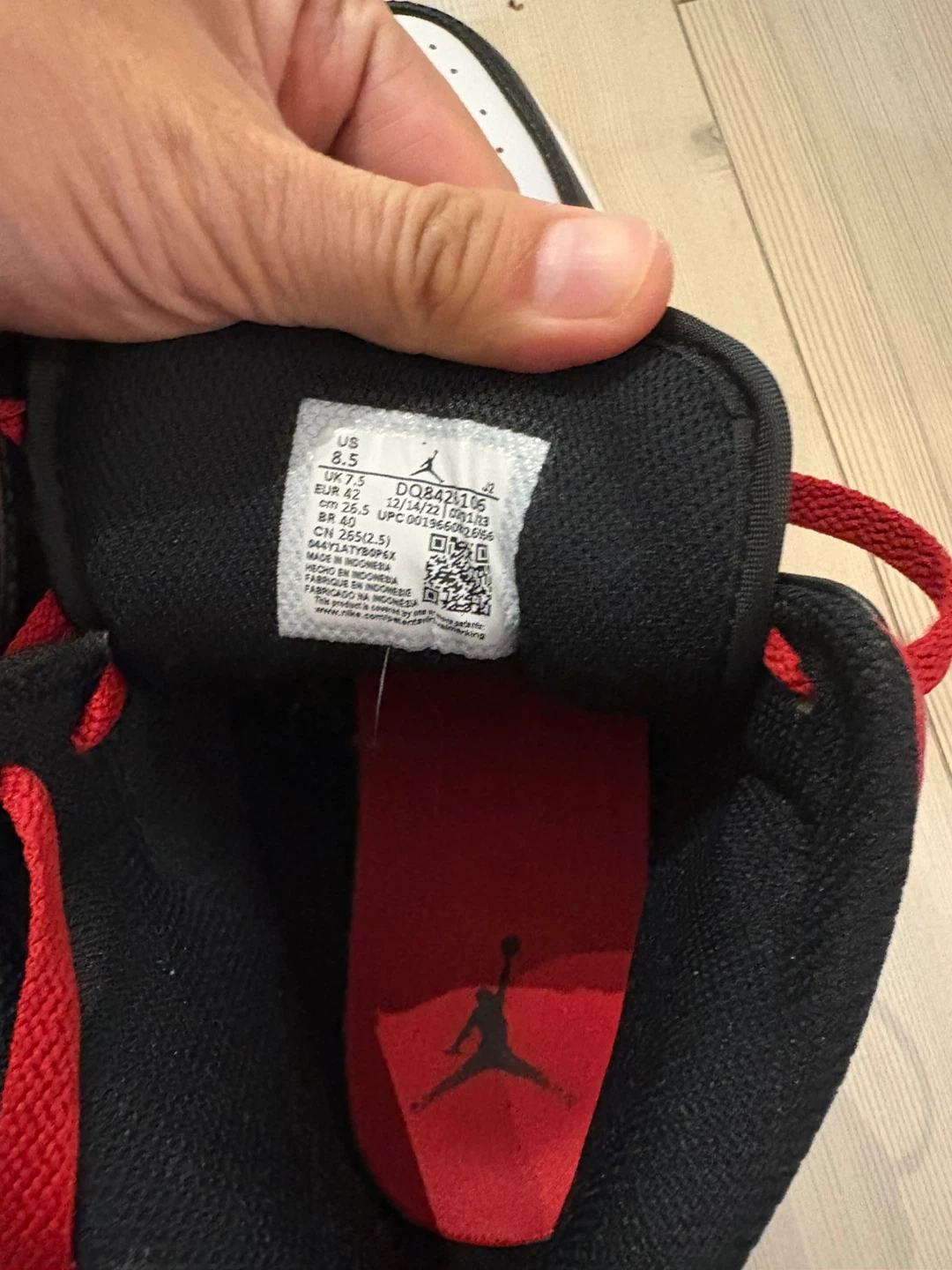 Men's Nike Air Jordan 1 Mid Black White Red - photo 3