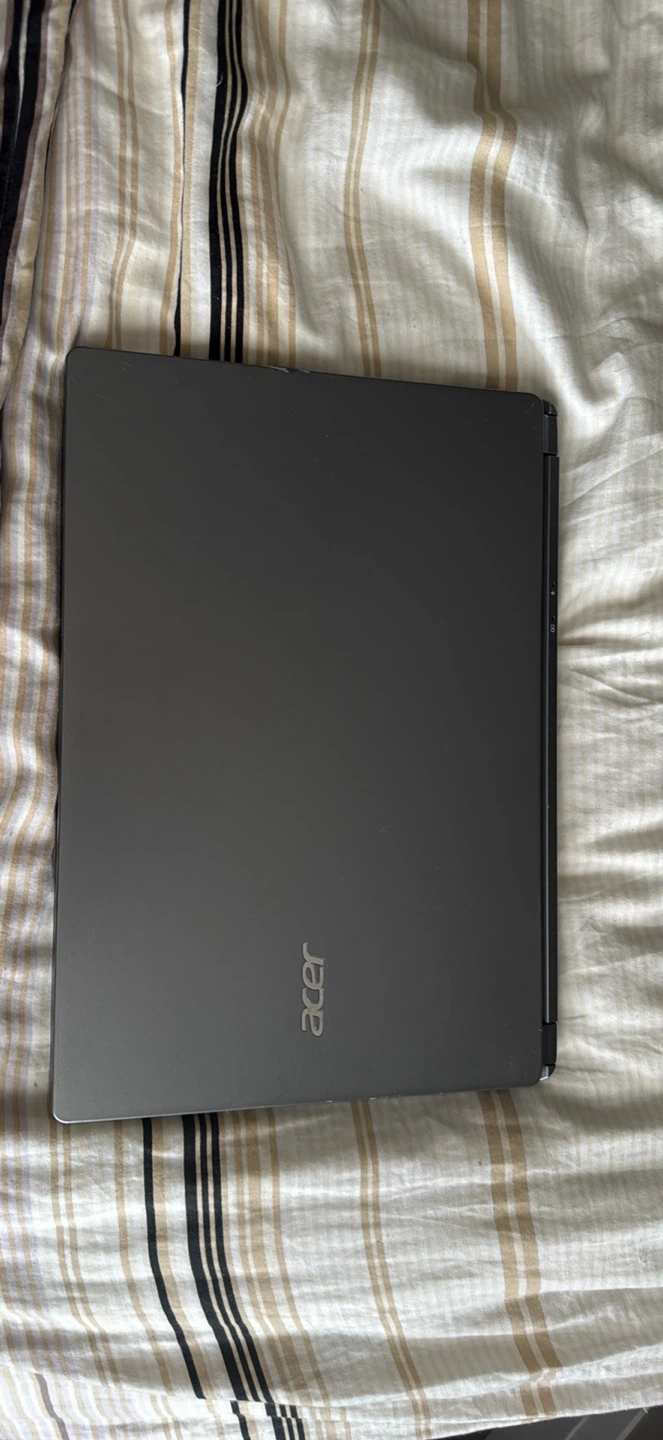 Acer Aspire V Laptop - photo 2