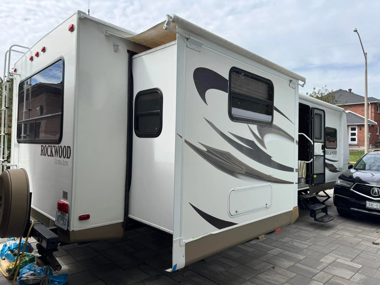 Rockwood Ultra Lite Travel Trailer 2012 32” - photo 2