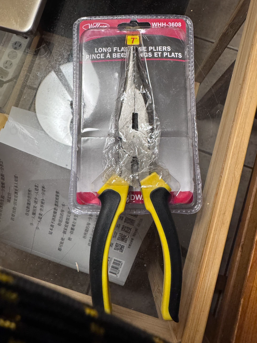 Wellson 7 inch Long Flat Nose Pliers - photo 2