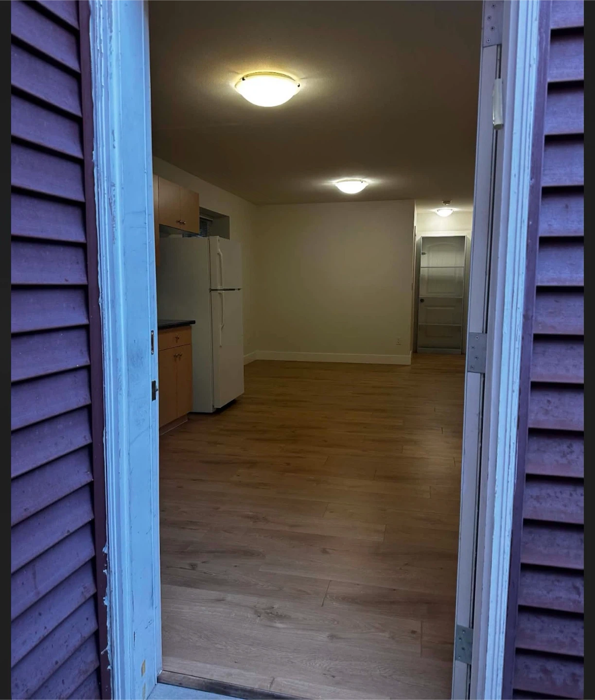 2-BR Basement Suite, private entrance, Sullivan-Panorama Surrey - photo 5