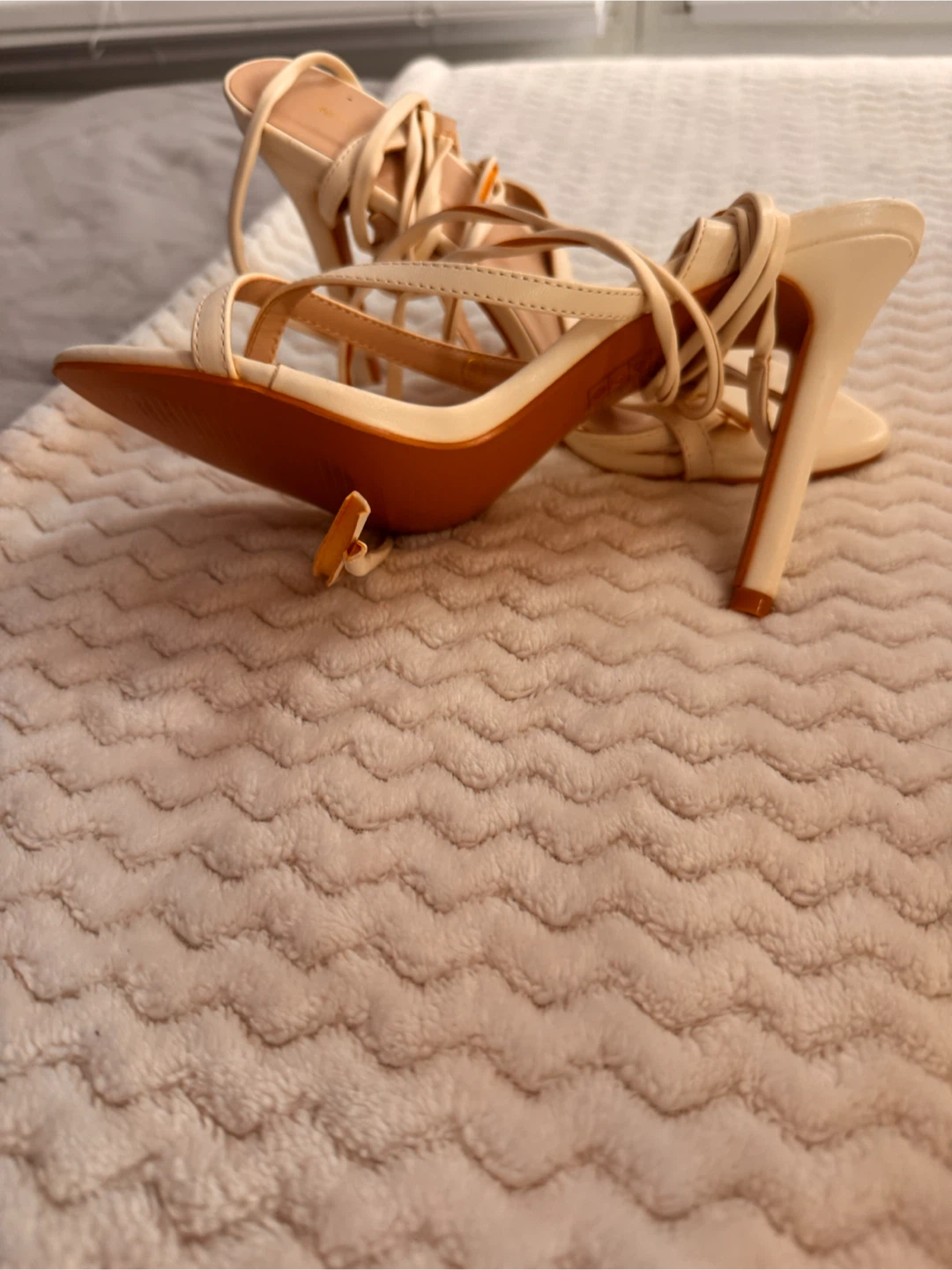 PrettyLittleThing lace-up heels - photo 2