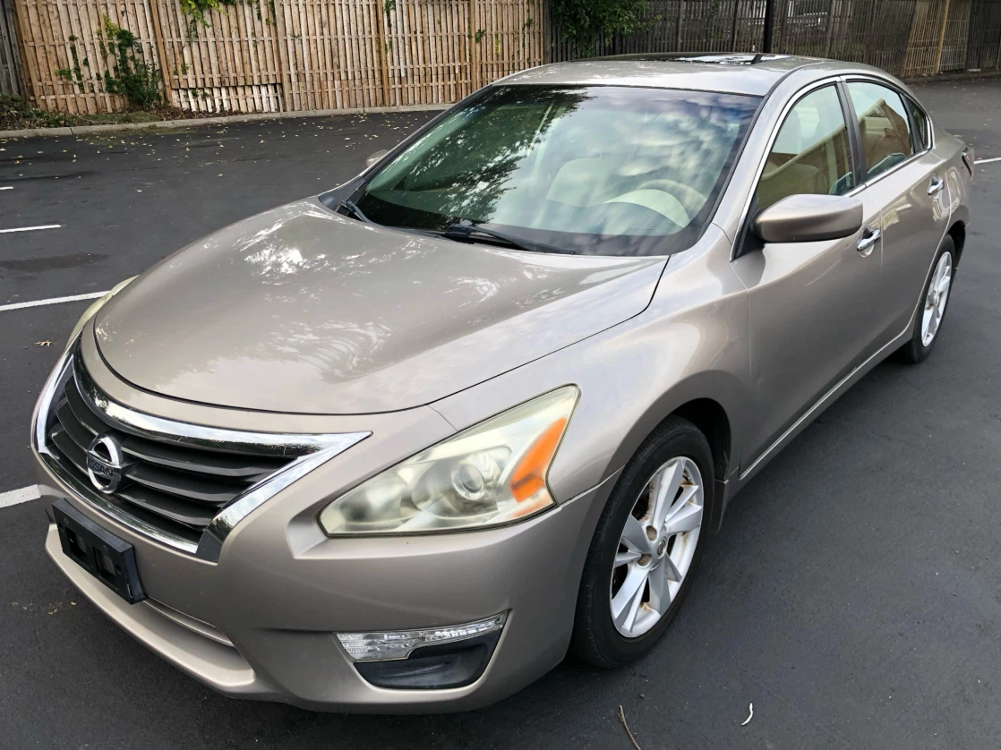 14 Nissan Altima Sedan SV 4cyl - photo 3