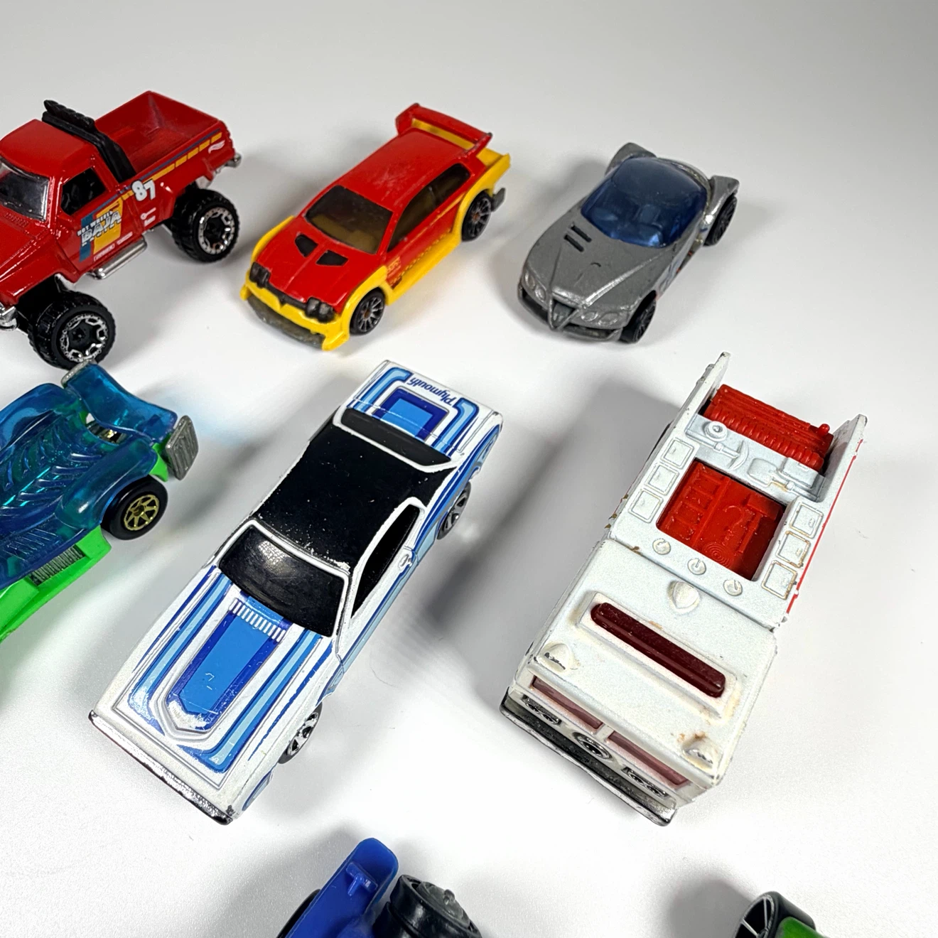 12x Hot Wheels Toy Cars (Lot 1) - photo 3