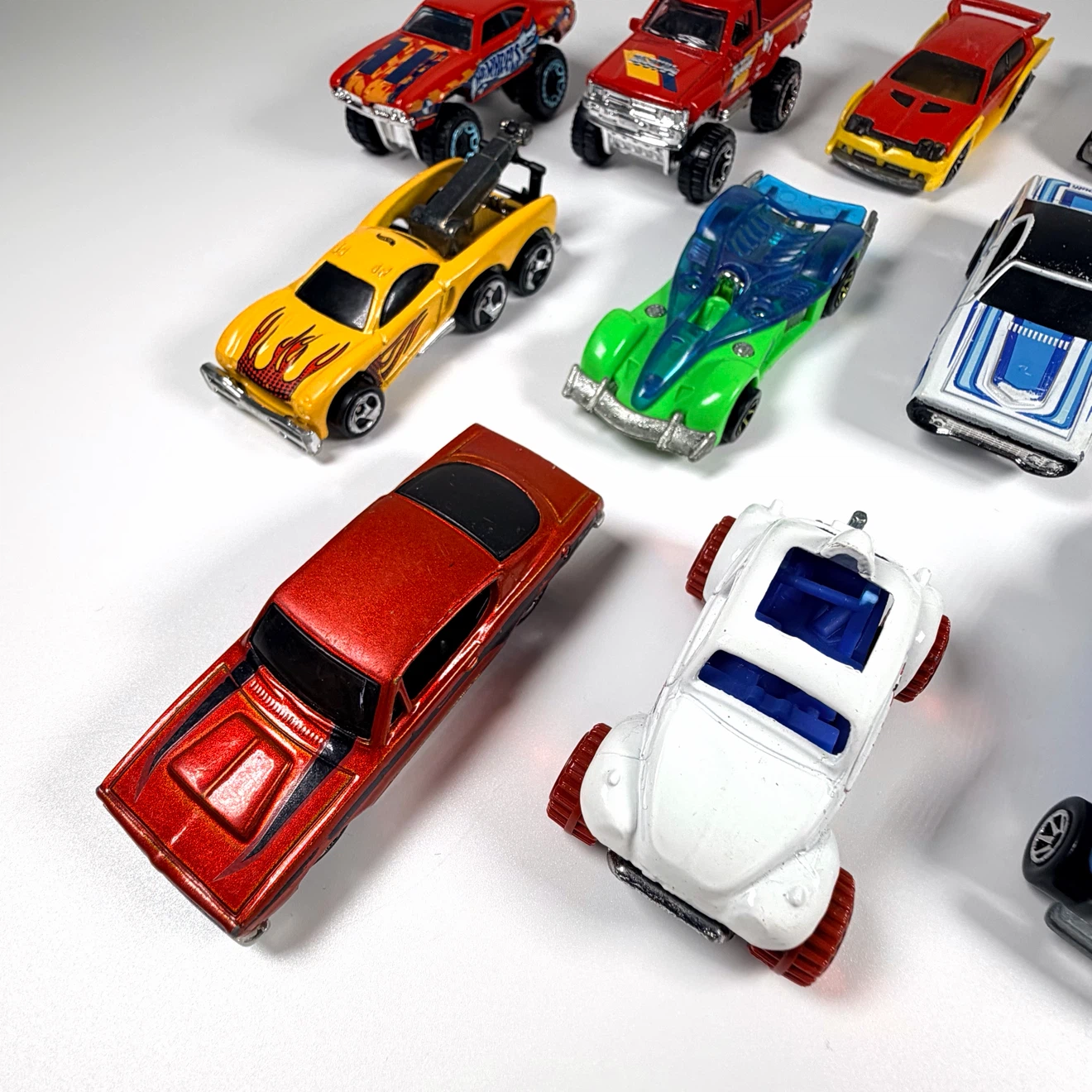 12x Hot Wheels Toy Cars (Lot 1) - photo 5