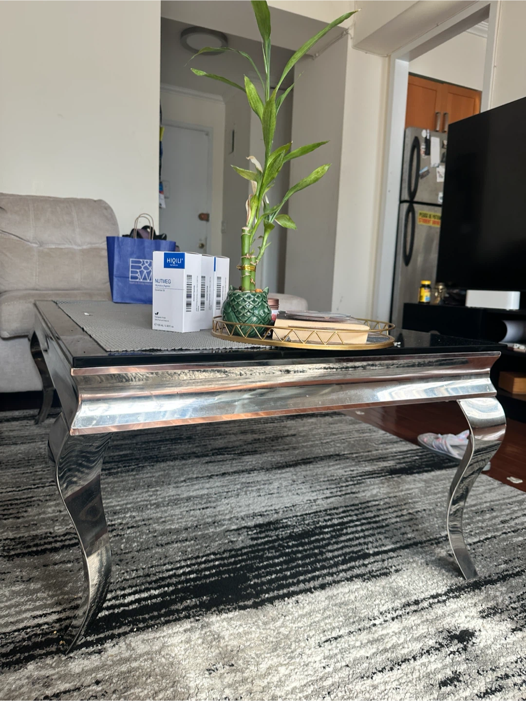Modern Black Glass Coffee Table - photo 3