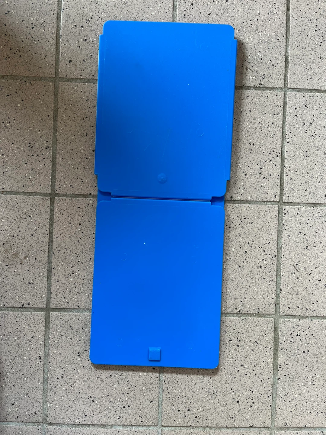 FlipFold The Ultimate Folding Tool - photo 2