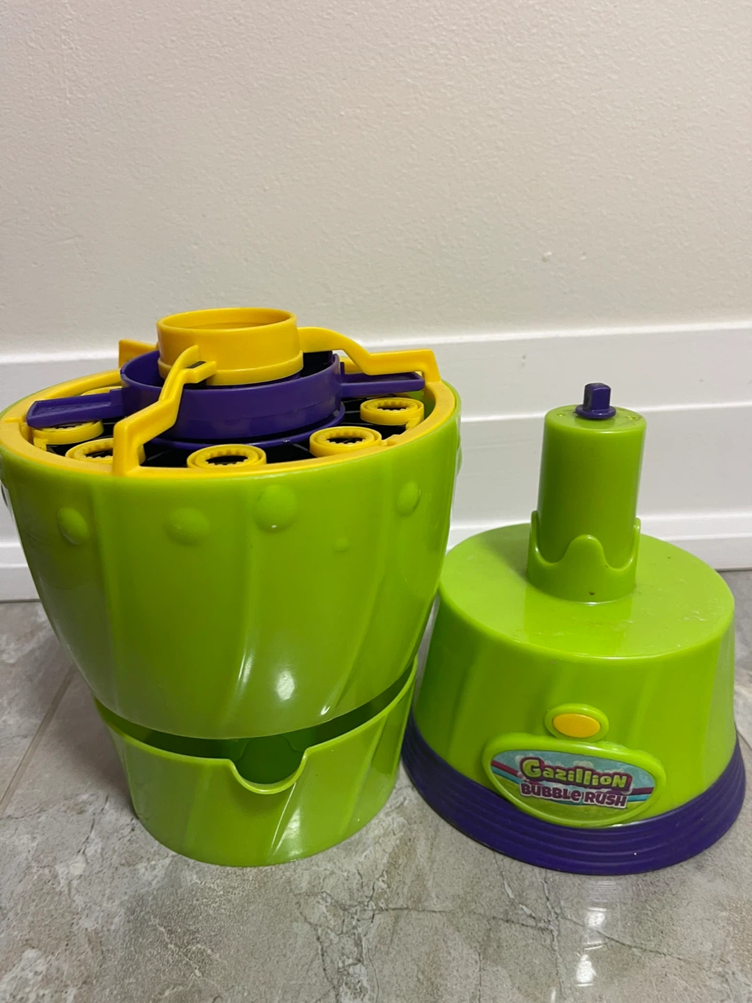 Gazillion Bubble Rush Bubble Machine