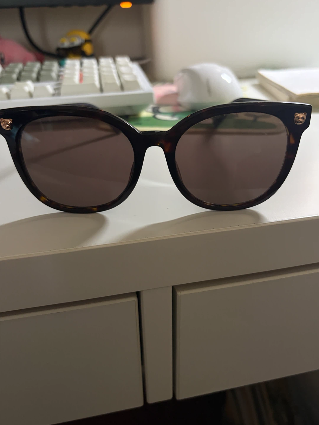 Women’s Moschino Tortoiseshell Sunglasses