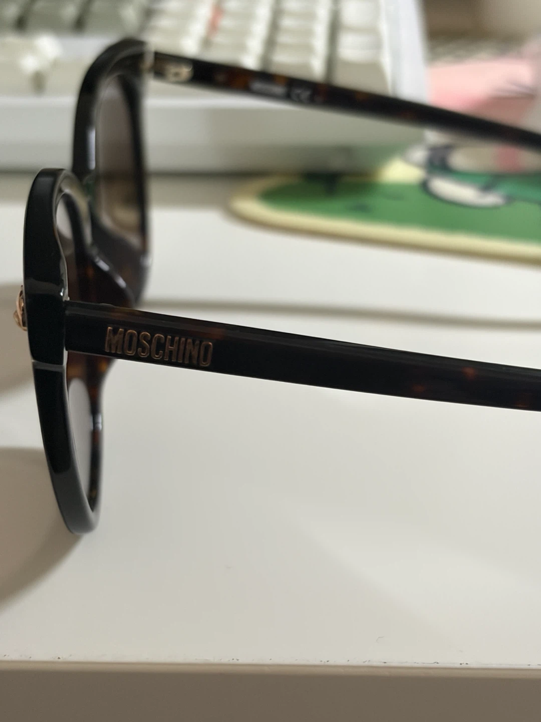 Women’s Moschino Tortoiseshell Sunglasses - photo 3