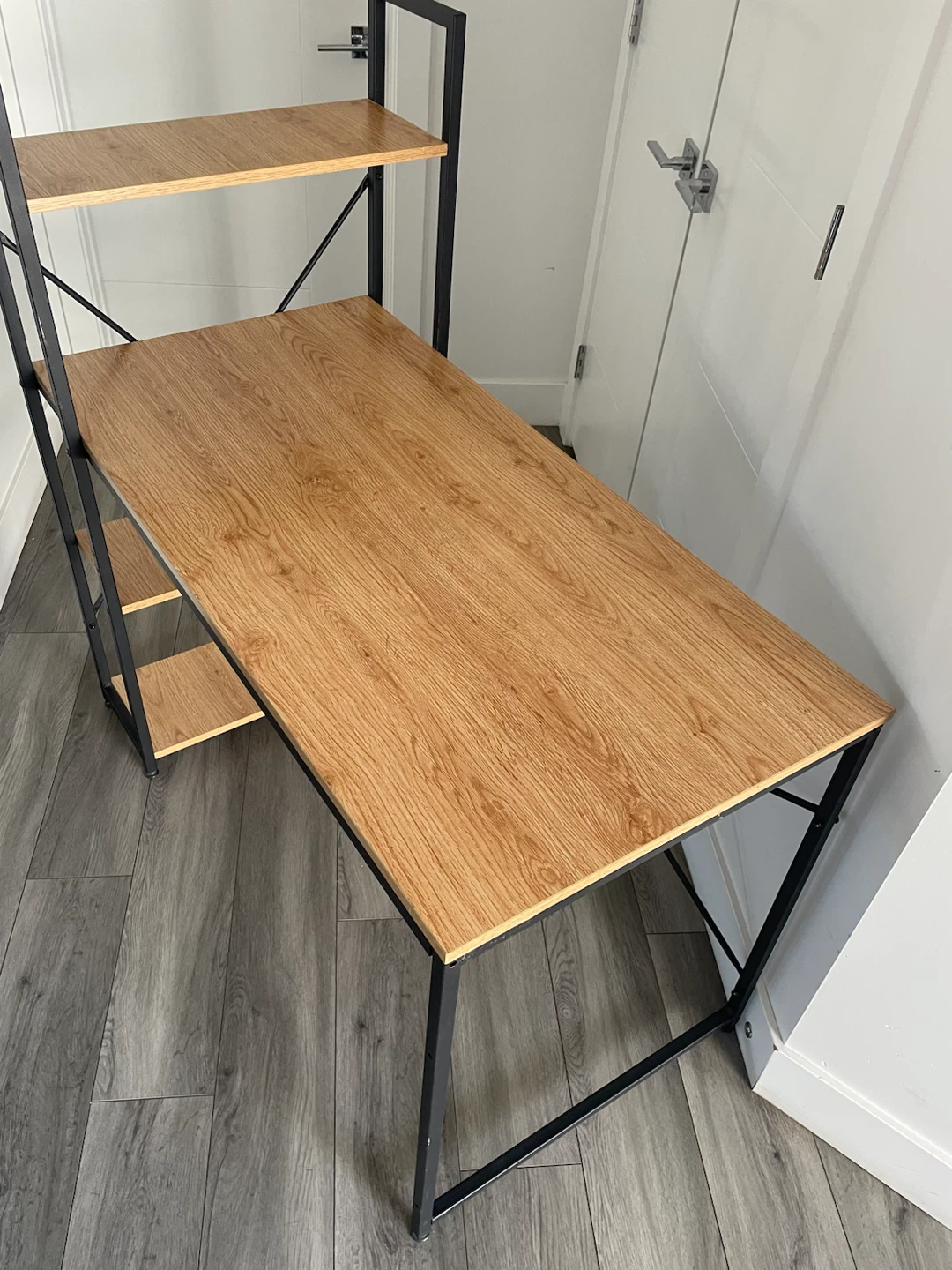 Study Desk - photo 3