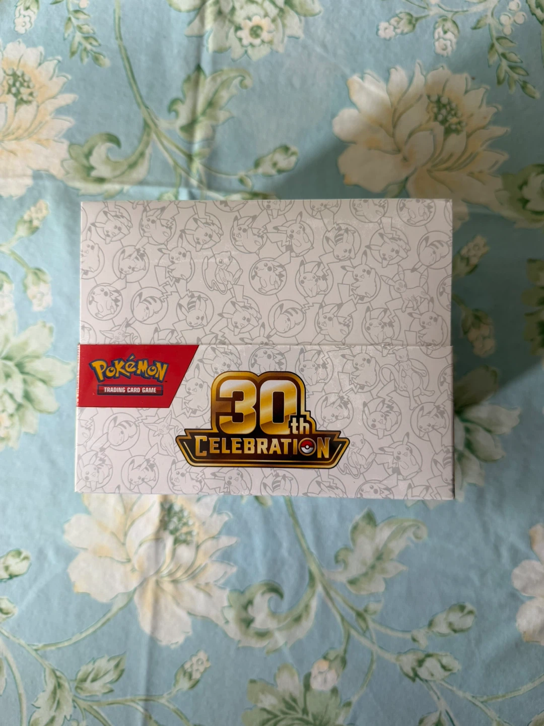Pokémon 30th Celebration Mini Tin Display & Booster Bundles - photo 2