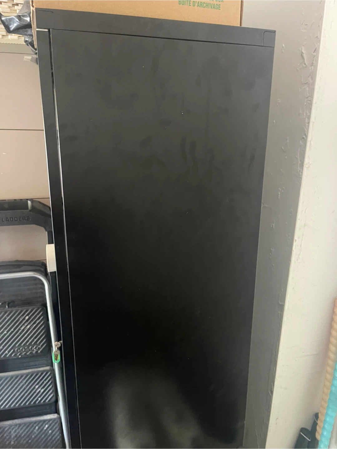 Black Metal Storage Cabinet with Lock - photo 2